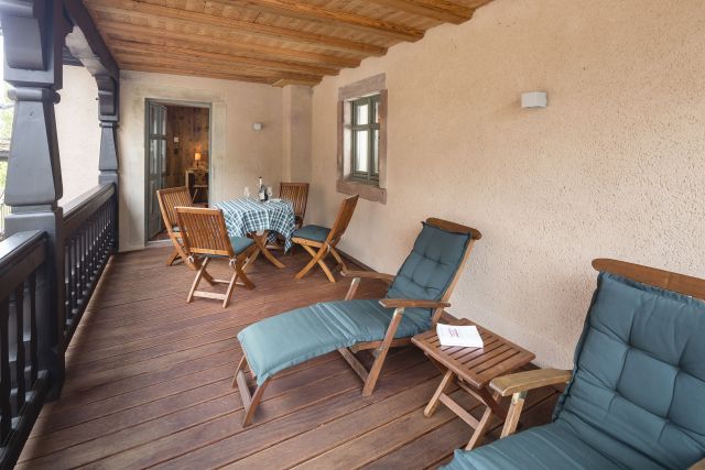 Terrasse chambre n° 5 Hôtel &amp; Auberge de l'Illwald à Sélestat, Alsace