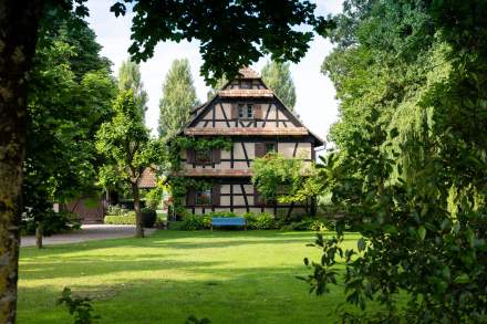 <span><span><span>Extérieur Auberge de </span></span></span>L’Illwald, <span><span><span>Hôtel Restaurant à Sélestat, Alsace</span></span></span>