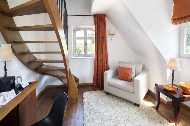 Entrée chambre n° 9 Hôtel &amp; Auberge de l'Illwald à Sélestat, Alsace